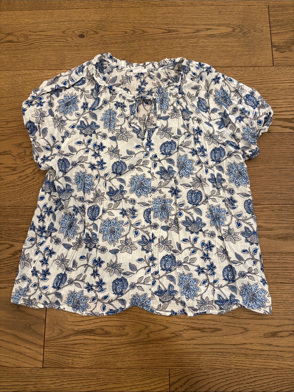 Gap floral blouse